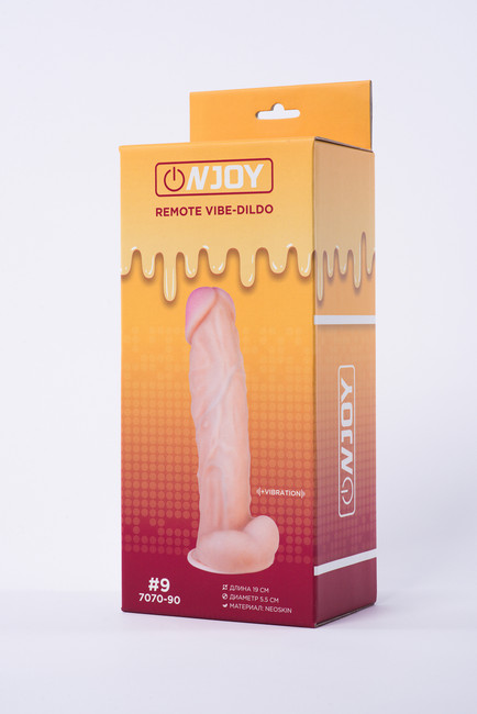 Реалистичный вибратор на присоске из кибер-кожи с выносным пультом Onjoy Remote Vibe-Dildo #9 (10 режимов)